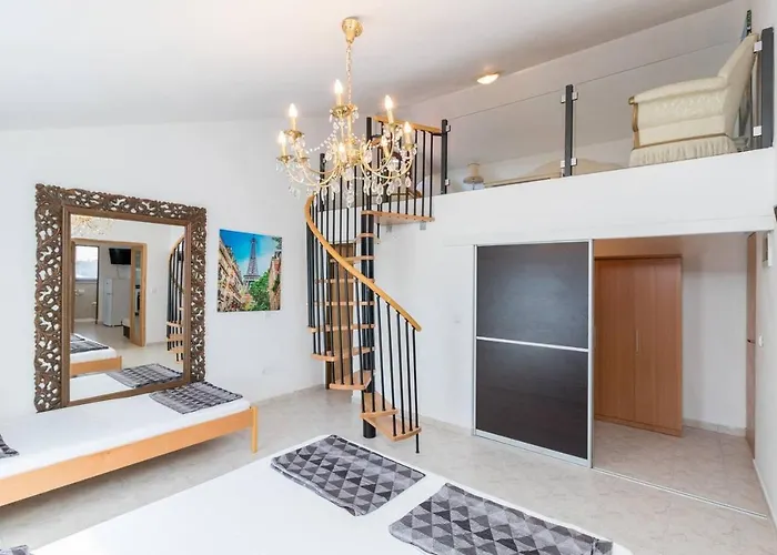 & Hegic Апартаменты