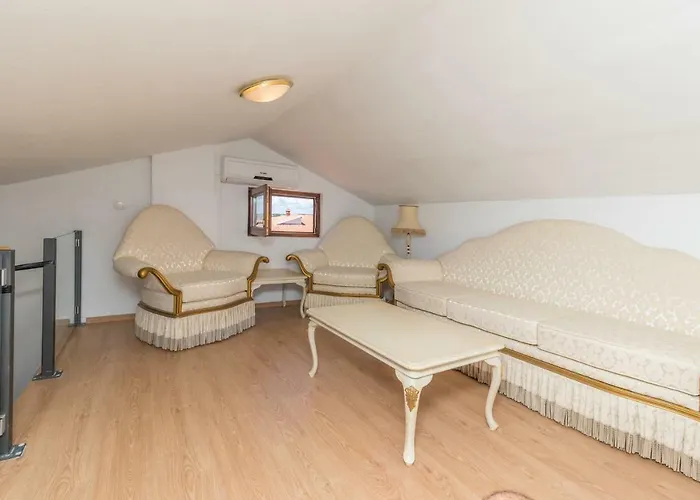 & Hegic * Задар