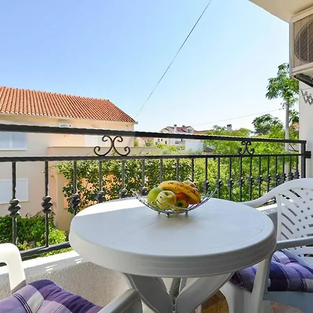 Apartamento & Hegic *
