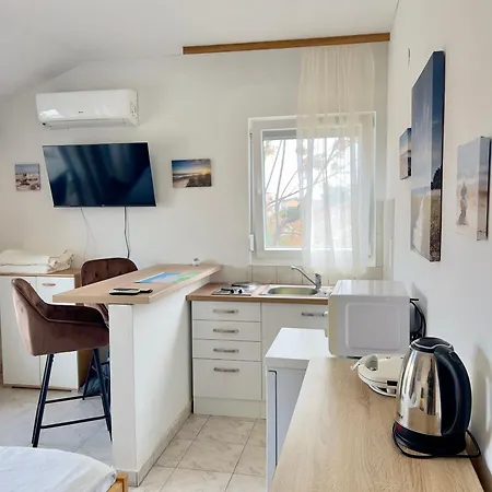 & Hegic Apartment