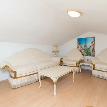 Apartman & Hegic Zadar