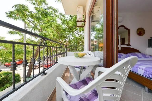 アパート & Hegic