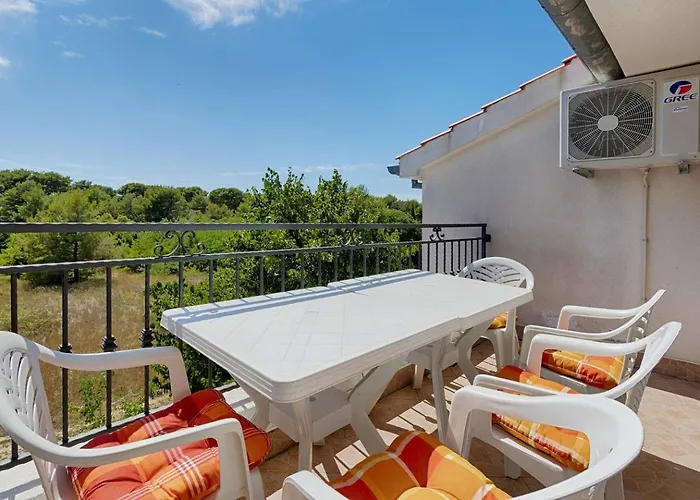 & Hegic アパート ザダル