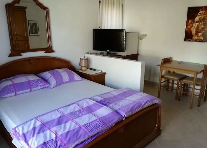 & Hegic アパート